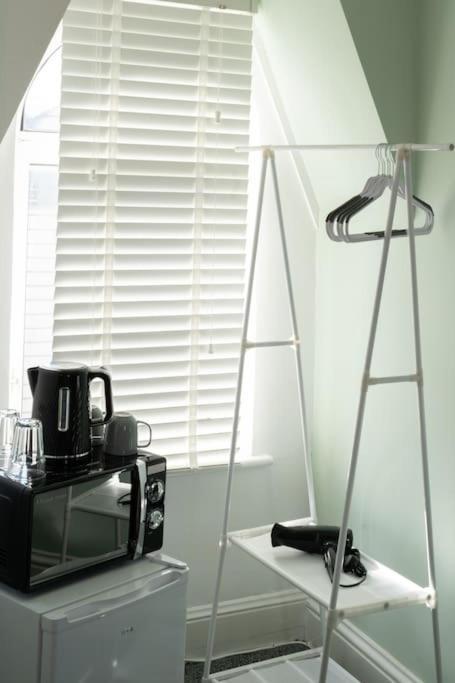 Open Mind Property - Ensuite Studio In Southsea Портцмаус Экстерьер фото